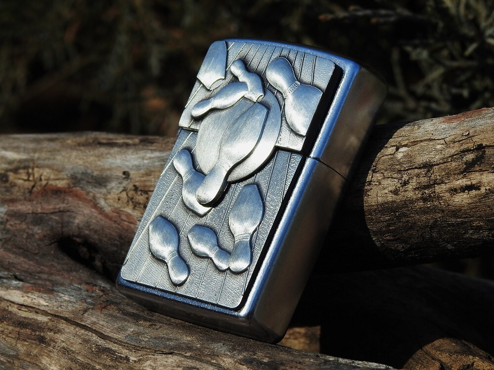 Barrett Smythe Bowling Surprise Zippo Lighter - Strike Barrett Smythe Bowling Surprise Zippo Lighter - Strike