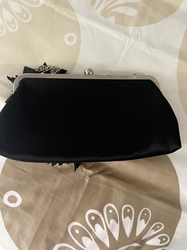 London Rebel Satin Evening Bag in Black - 5+ items free AU post - Picture 8 of 11
