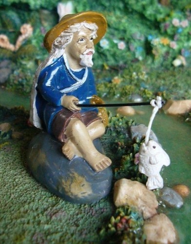 Fishing Mud Man Bonsai Figurine GO 17618 Miniature Fairy Garden - Picture 2 of 8