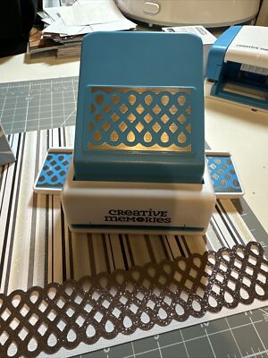 Creative Memories TEARDROP LATTICE Decorative Border Punch-New In Box!