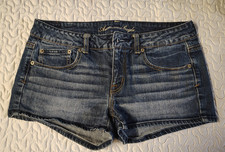 American Eagle Womens Denim Shorts Size 10 Stretch Mid Rise Blue Jean Shorts