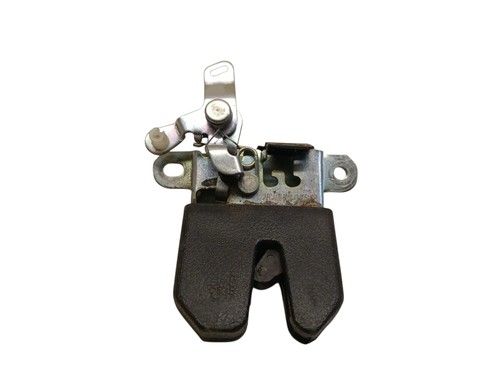 VW PASSAT B5 3B2 Heckklappenschloss 1.90 Diesel 81kw 1998 33072665