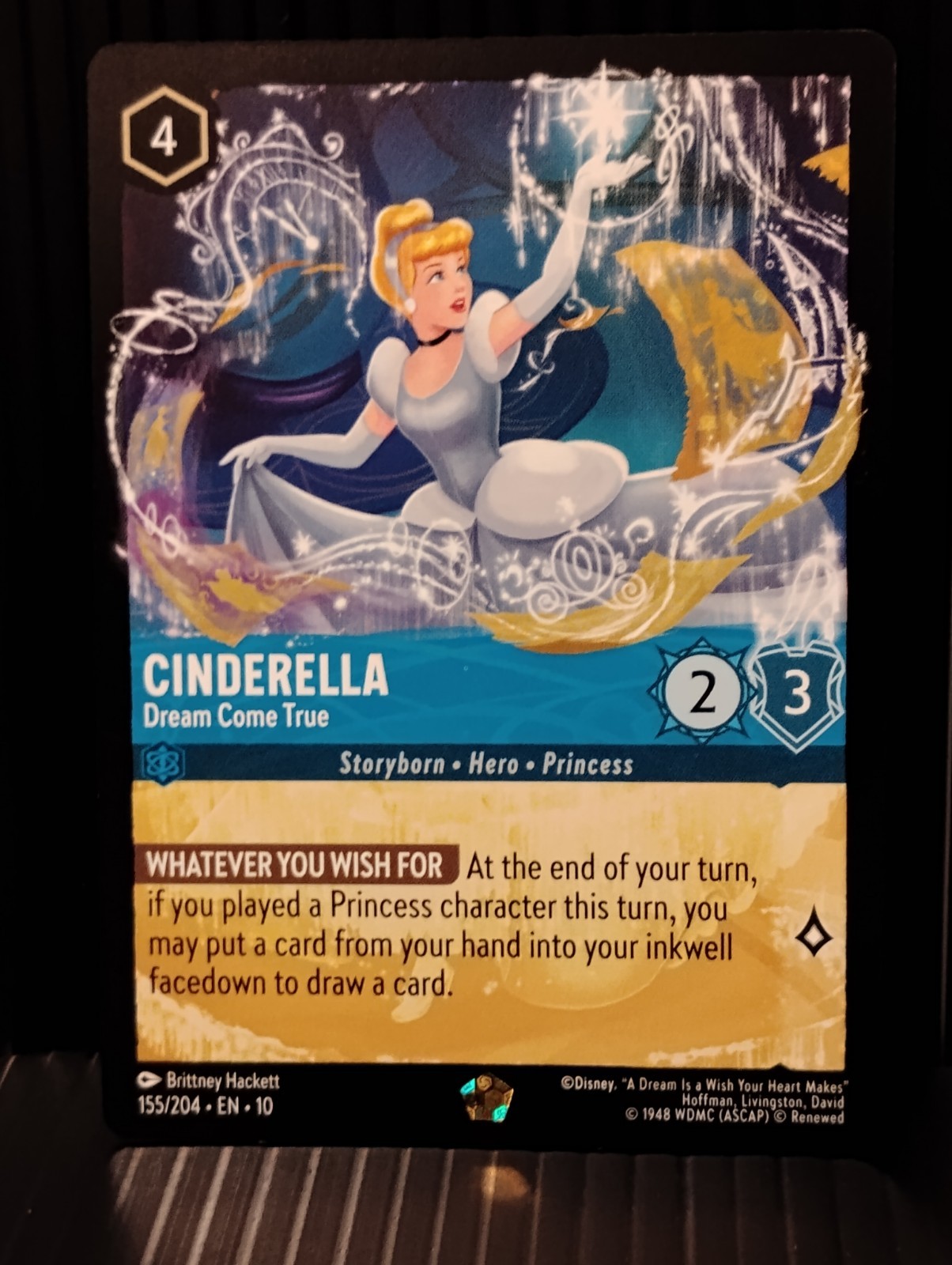 Cinderella - Dream Come True 155/204 Whispers in the Well Cold Foil