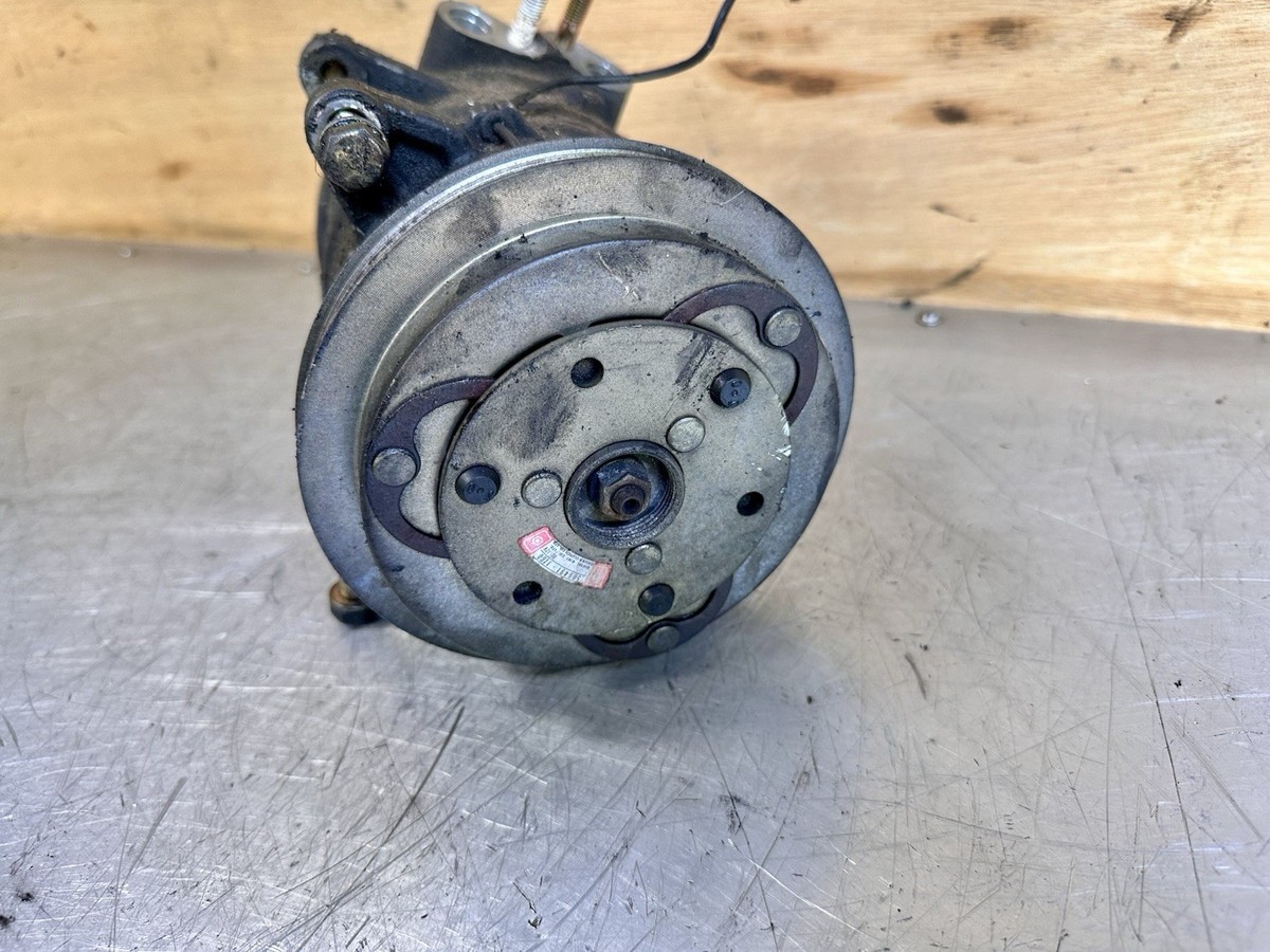 90-96 Nissan 300zx OEM AC Air Compressor Pump With Clutch 92600