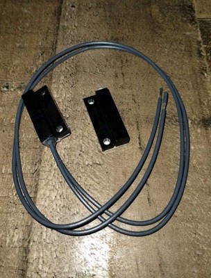 Lippert Components 369299 RV Trailer Kwikee Small Magnetic Door Switch Black