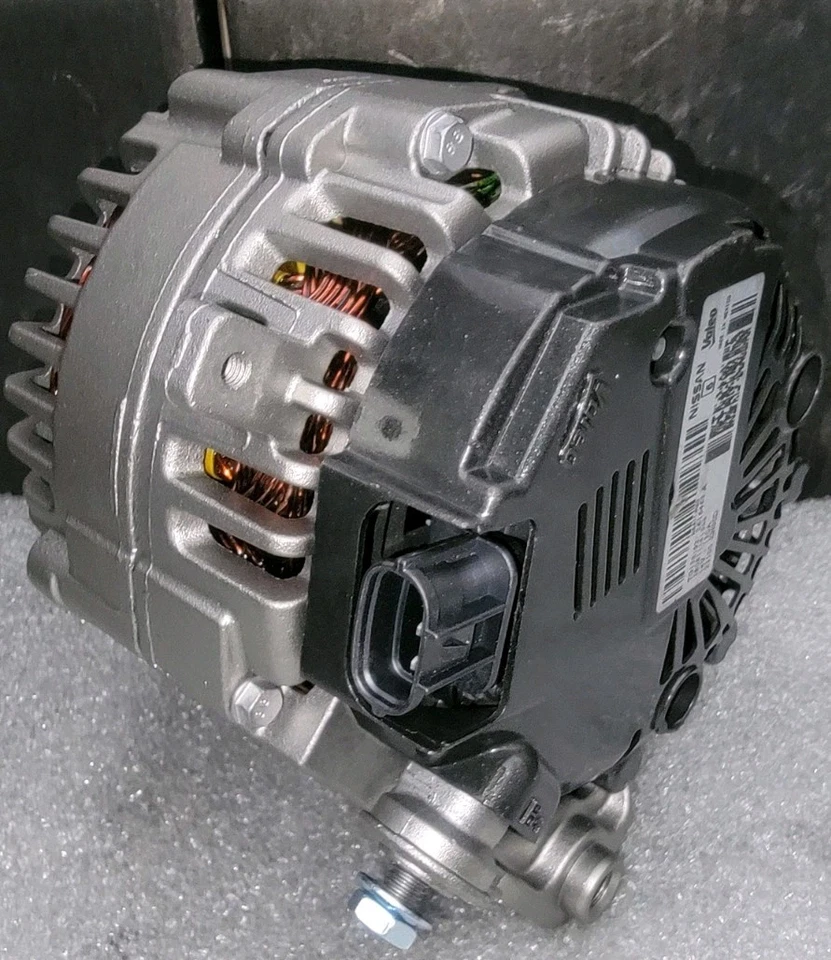 Alternador Nissan Pathfinder V6 4,0 L 2008 a 2012 OEM/Reman/By/RR_Alternators Foto 2 de 4