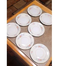 Homer Laughlin Eggshell Georgian 7 Piece Salad Dessert Bread Plate Set Gold Trim