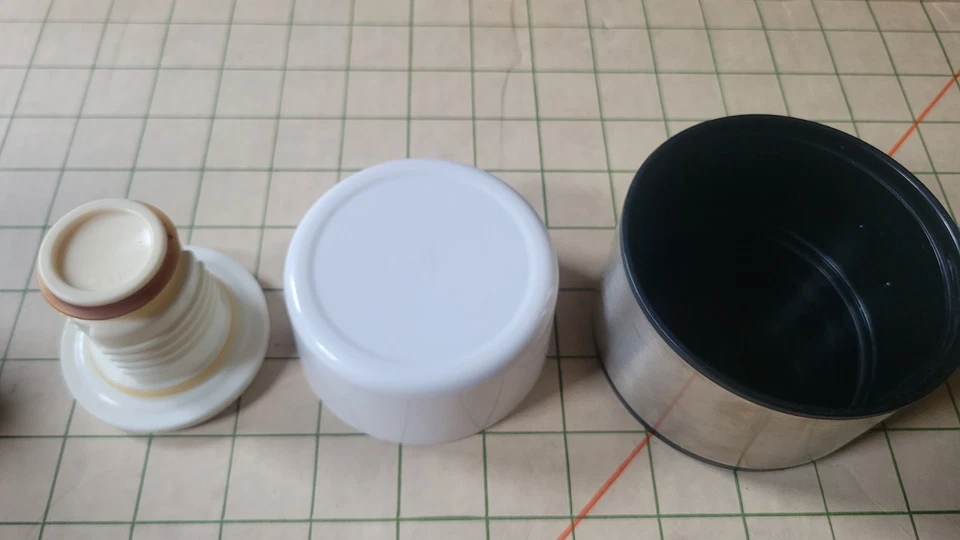 Termo de acero inoxidable Nissan NCB-18 1,8 L frasco de vacío diseño Japón con mango Foto 4 de 4