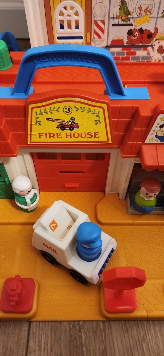 フィッシャープライス　メインストリート　1986年 フィッシャープライス メインストリート 1986年 - メルカリ