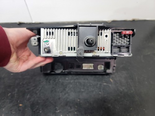 BMW 3 Series Radio And Climate Control Unit - Picture 5 of 10