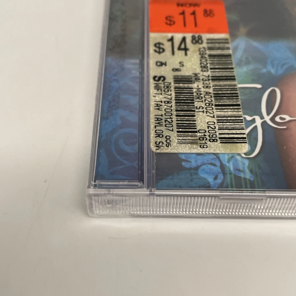 Taylor Swift Self Titled Debut CD 2006 Uncensored HYPE/SEALED CASE CRACKS LOOK! Foto 2 de 4