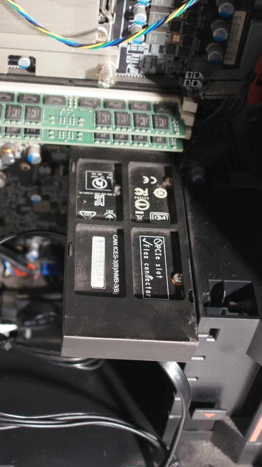 Lenovo P710 2x Xeon 20-Core 128Go RAM Quadro M2000 256Go NVMe+2To HDD Win11 Pro - Photo 4/4