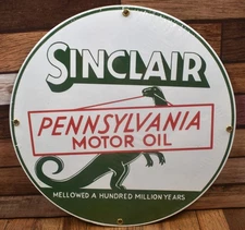 Andy Rooney 11 Inch Sinclair Dino Gas Service Station Oil Advertising Sign
