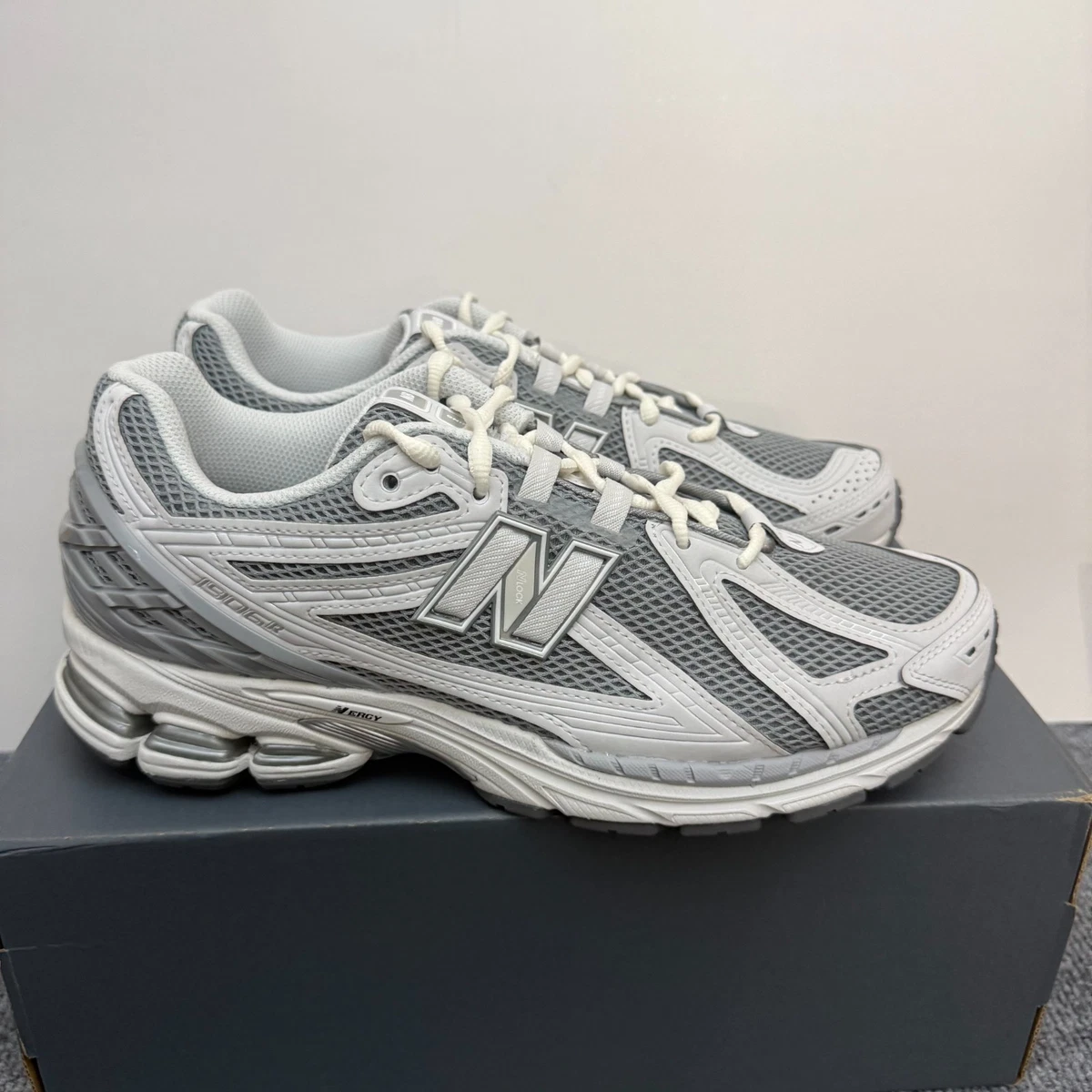 New Balance U1906RSB Sneaker Men\'s Gray Lace-Up Walking Lifestyle Shoes LIQ90 Amazon.com | New Balance U1906RSB 1906R Mens Lifestyle Shoe  main image 2