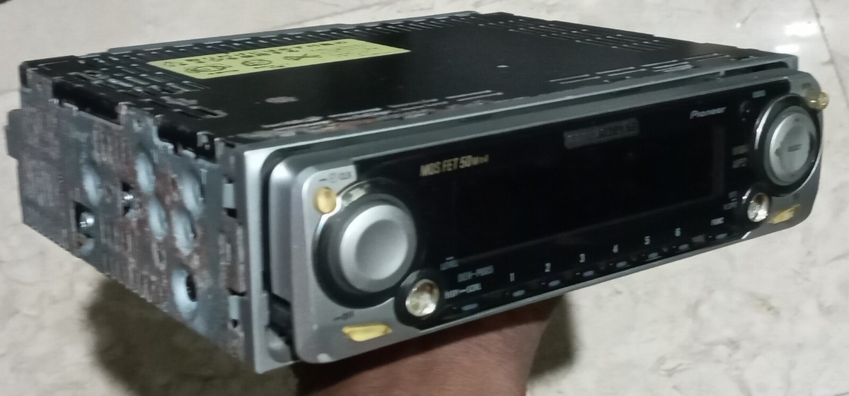 Pioneer Carrozzeria DEH-P005 Car stereo CD Player receiver Old