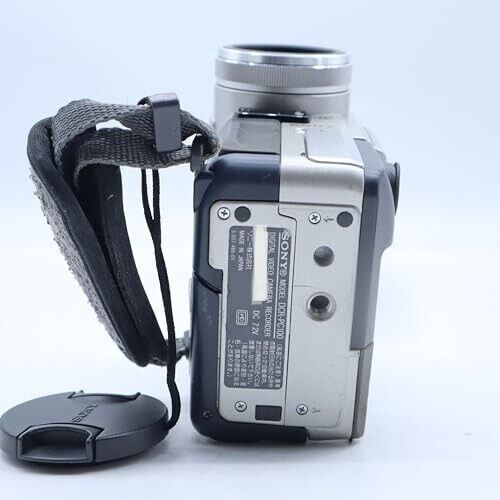 SONY DCR-PC100 Digital Camcorder Video Camera Recorder SONY DCR-PC100 Digital Camcorder Video Camera Recorder