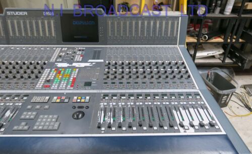 Studer D950B digital audio sound mixer main panel 32 fader - Picture 4 of 24