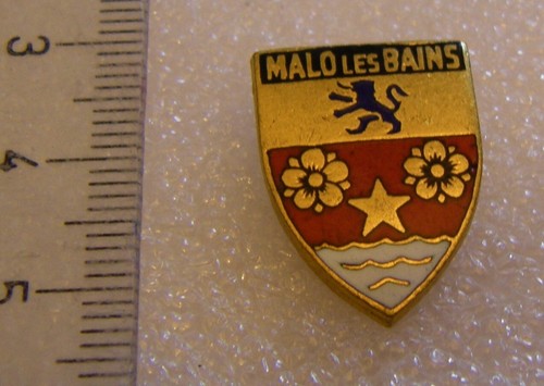Broche Insigne Blason Cap Gris Nez - Décoratif Vintage, Couleur Grise