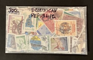 300 DIFFERENT OLD DOMINICAN REPUBLIC STAMPS OLD DEALER PACKET { MUST SELL !! }