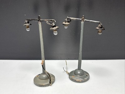Spur H0 DDR SWART 2 Laternen für Modellbahn Holz Blech Metall um 1950 Piko TeMoS
