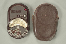 Metrawatt Tempiphot Model T30 Light Meter, Brown Bakelite, w/Case, Responsive