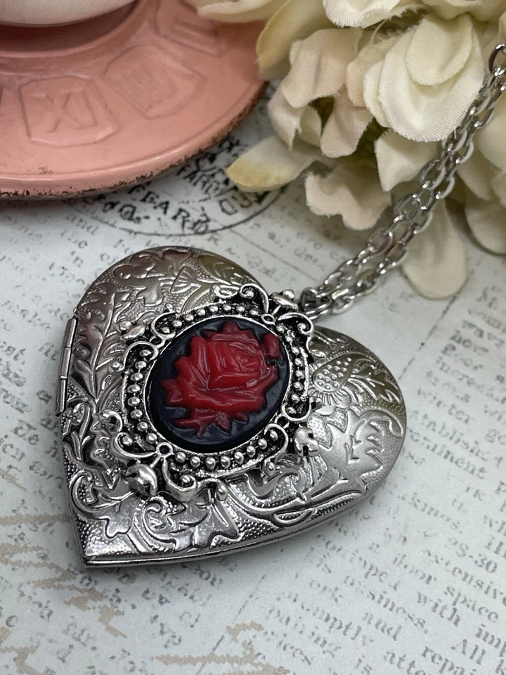 Corazón Plata Negro Rojo Medallón Rosa Gótico Collar Foto Novia Boda Novia Foto 3 de 4