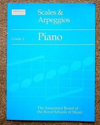 Klavier Klasse 2 - ABRSM Tonleitern und Arpeggien 1994 sauberes Exemplar