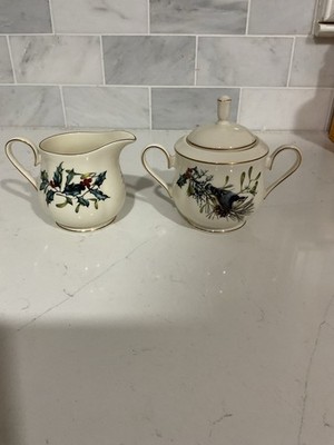 Lenox Winter Greetings Creamer & Sugar w/ Lid American Home Collection Christmas