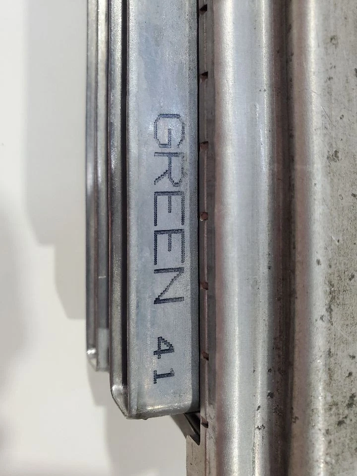 Módulo de control del motor usado (ECM) se adapta a: camioneta GMC Sierra 1500 2005 Electronic Co Foto 2 de 4