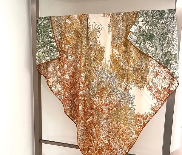 Mantón envolvente cuadrado estampado doble cara flor verde 70% cachemir 30% seda 51" nuevo Foto 3 de 4