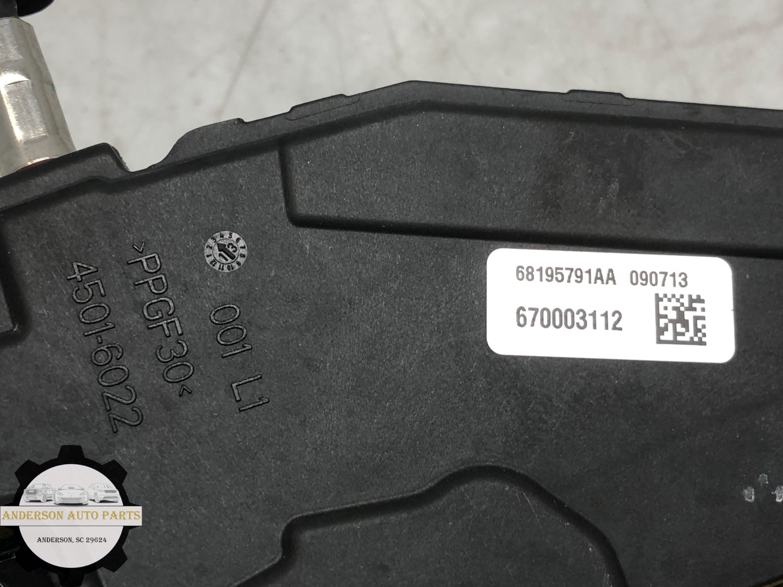 2014-2021 MASERATI QUATTROPORTE LEFT DRIVER REAR DOOR LOCK LATCH ACTUATOR OEM