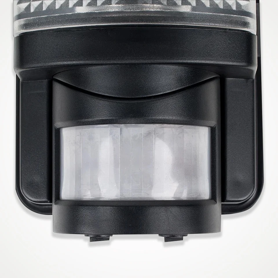 Outside Wall Light PIR Motion Detection 7W LED Security Bulkhead Garden Light - Image 4 of 4