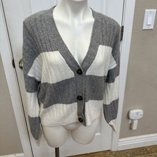 NWT: White/Grey Open Knit Cream V Neck Button Cropped Cardigan Sweater Size