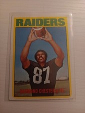 1972 Topps #143 Raymond Chester Rookie RC Oakland Raiders VG-EX (wrinkle)