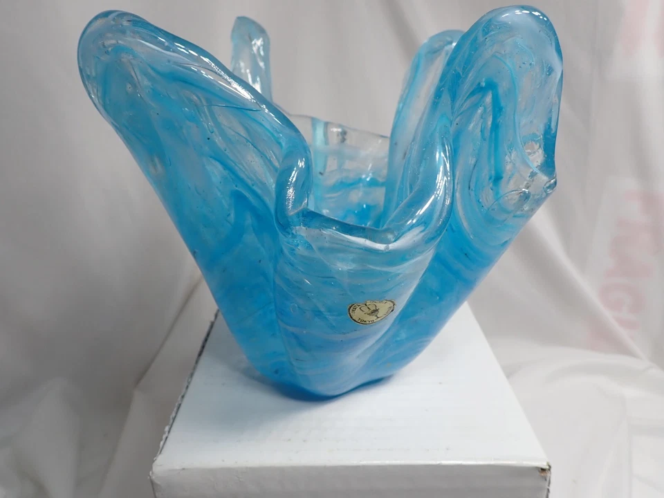 Iwata Art Glass Handkerchief Vase Blue Swirl Four Point Tokyo Japan MCM Heavy - Image 2 of 4