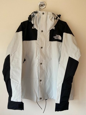 the north face 1990 white