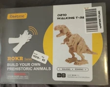 Rokr D210 Walking Trex Prehistoric robot model Dino brand new sealed Canada sold