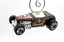 Christmas Ornament for 1932 for Roadster Eagle Green