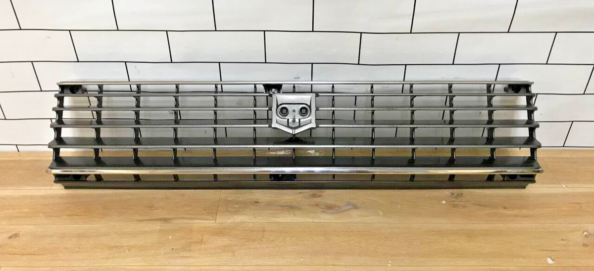 Toyota Cressida RX60 Front Grille 1981-1984 NOS Item | eBay