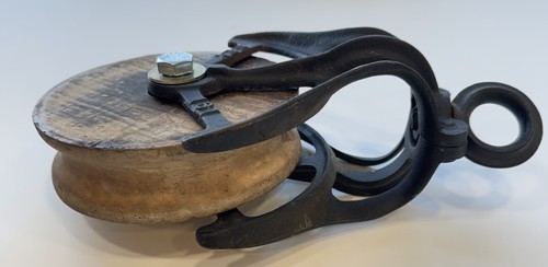 Vintage NEY 161 Cast Iron and Weathered Wood Wheel Pulley 10.5” X 6.5” - Picture 10 of 21