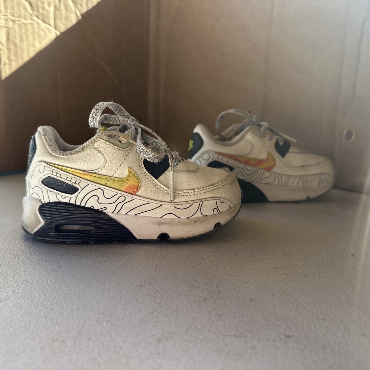 Nike Air Max 90 Toddler Size 6C Shoes LTR SE DX1817-100 Little