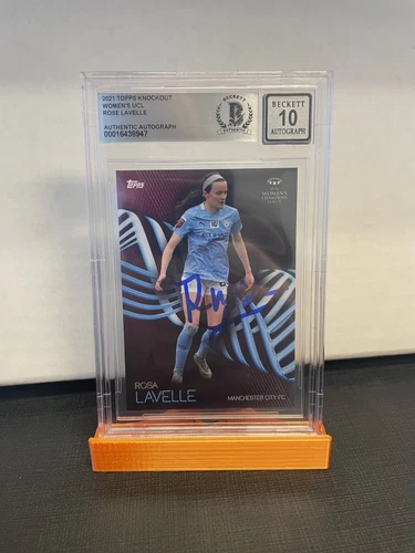 2021 TOPPS KNOCKOUT MANCHESTER CITY FC - ROSE LAVELLE - SIGNED BECKETT AUTO 10