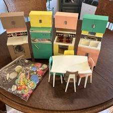 Vintage Deluxe Reading 1963 Barbie Dream Kitchen