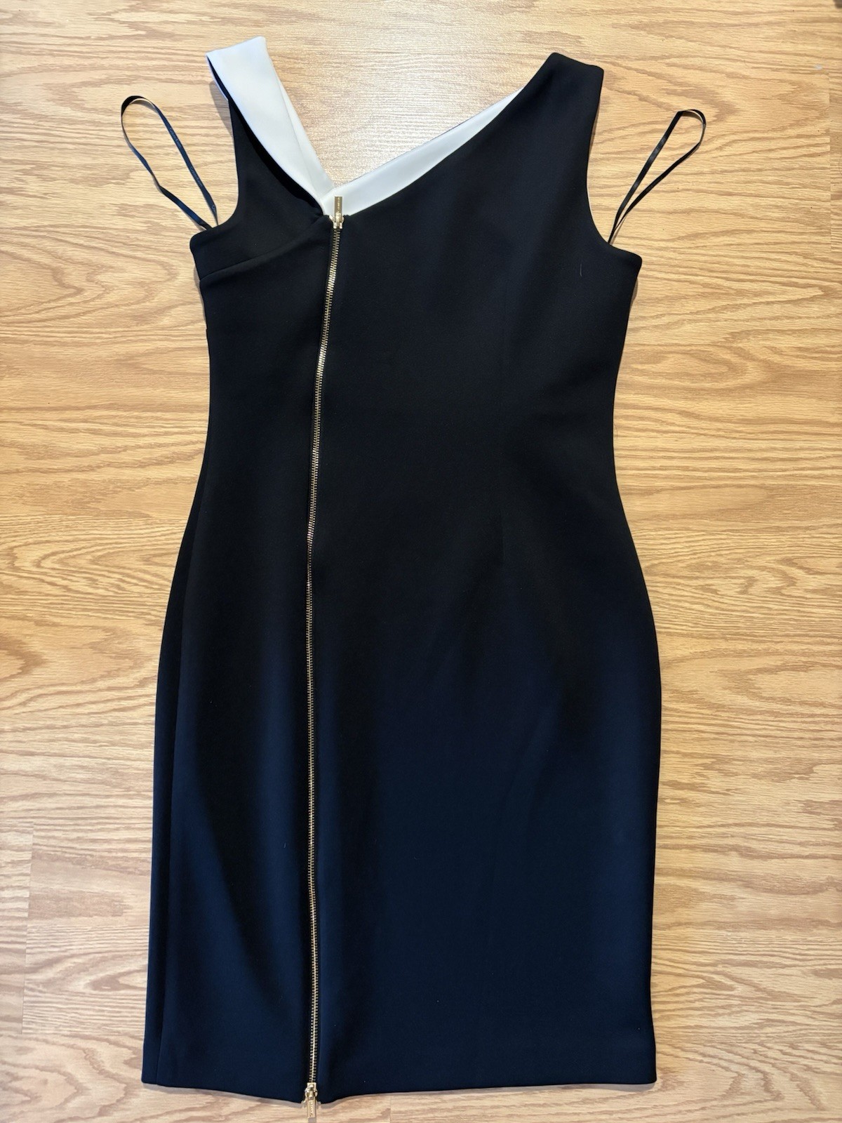 Calvin Klein Women's Size 8 Black Dress Gold Diagonal Zipper Asymmetrical NWOT