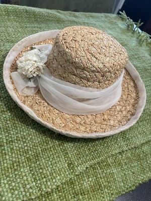 Women Natural Straw Hat What Flowers And Bow Elegant