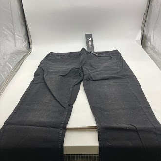 МУЖСКИЕ ДЖИНСЫ 7GROOVE ИЗ ПРЯМОЙ ДЖИНСОВОЙ ТКАНИ - РАЗМЕР: ДЛЯ МУЖЧИН 38/32 - ЧЕРНЫЕ, ПОСТИРАННЫЕ