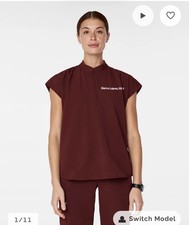 NWT Figs Rafaela Oversized Scrub Top XXS Burgundy