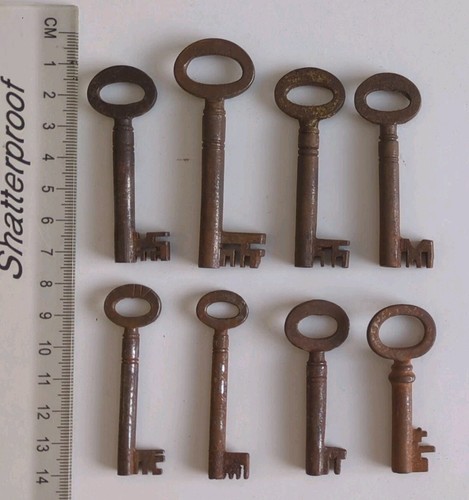 Collection Job Lot 8x Assorted old hollow barrel Vintage miniature Keys #1385
