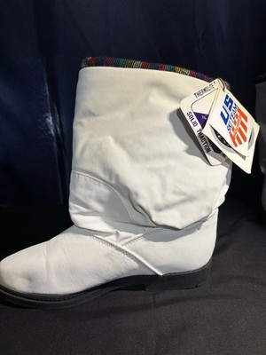 Khombu Women's Winter Boots ~ White ~ Warm Lightweight Weather Proof SIZE 7 NWT