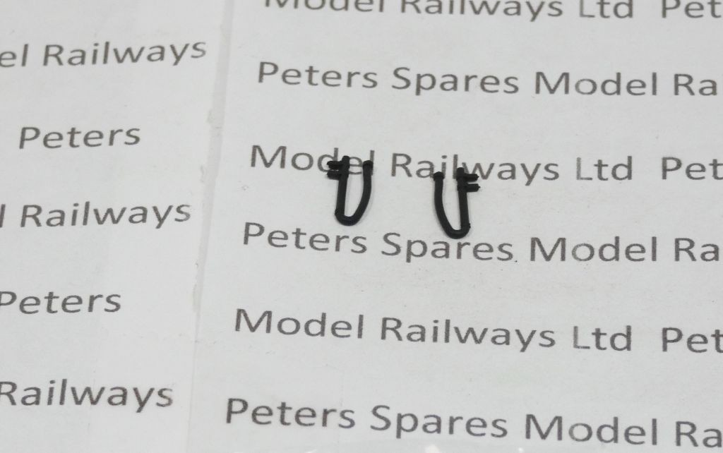 Dapol 115942 Terrier OO Gauge Vacuum Pipe (Pair)